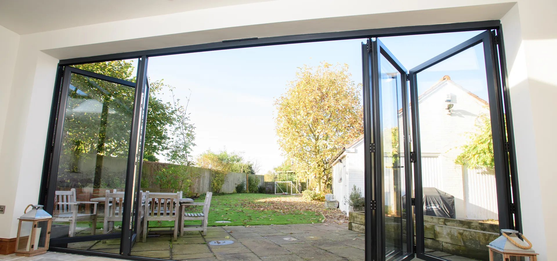 Bifold Plumstead